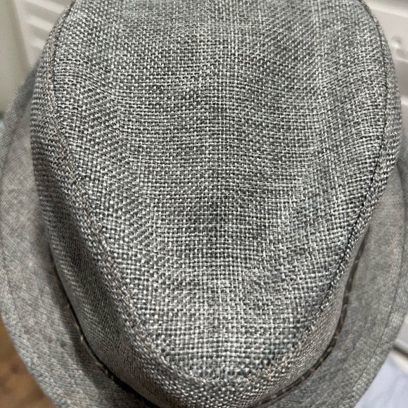 Hat, Cruahable, Wool Fedora with a tight brim - Picture 2 of 8